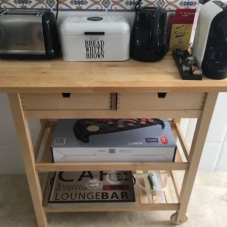 2201-lovely 2 Bedrooms With Terrace And Pool Apartmán